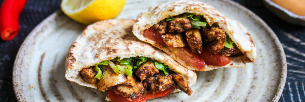 BBQ Chicken Style Pitta Pockets | Veggie Day